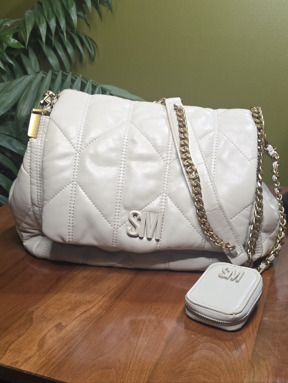 Steve Madden Quilted Cream Shoulder Bag Gold Toned Chain Strap Puffer